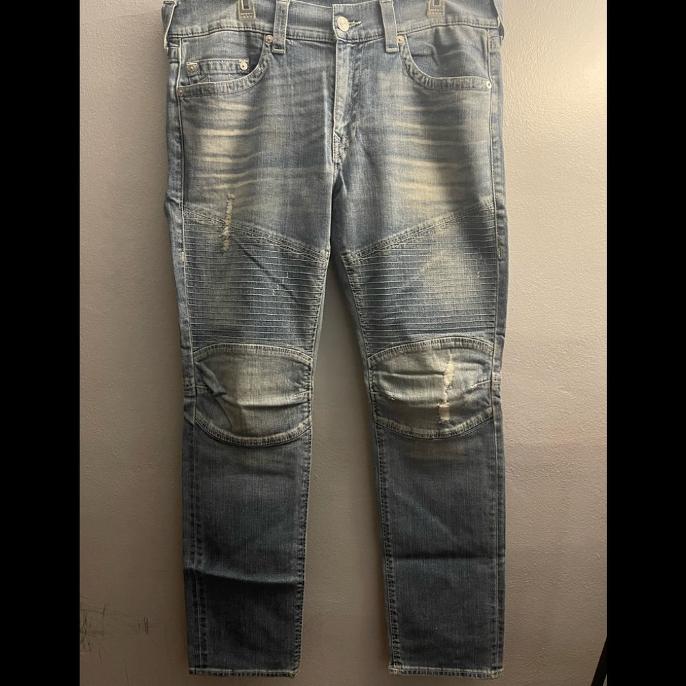 I’m selling some Tru Religion Section Moto jeans!!!